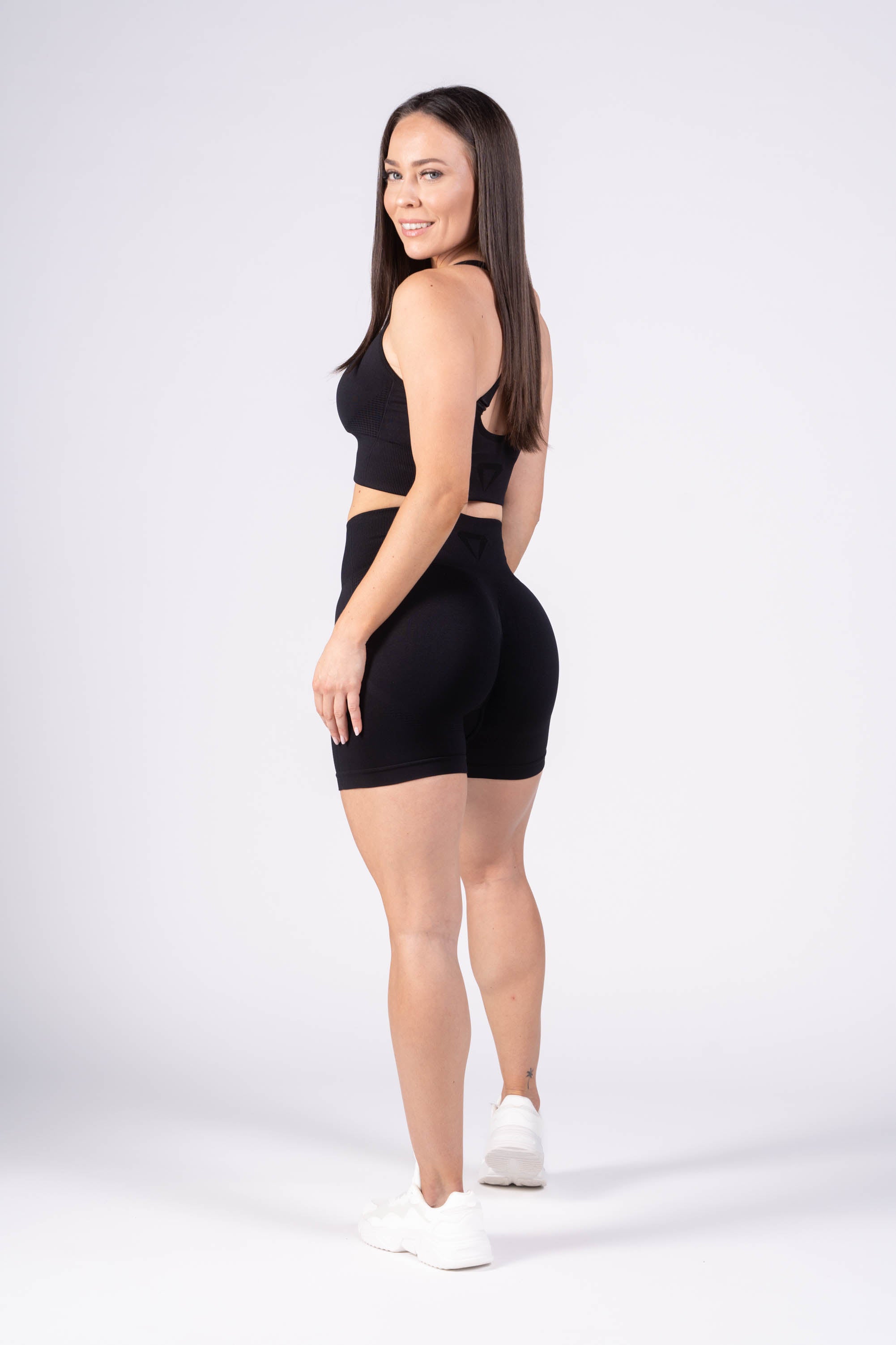 ELEVATE SET - BLACK (3- KUSY)