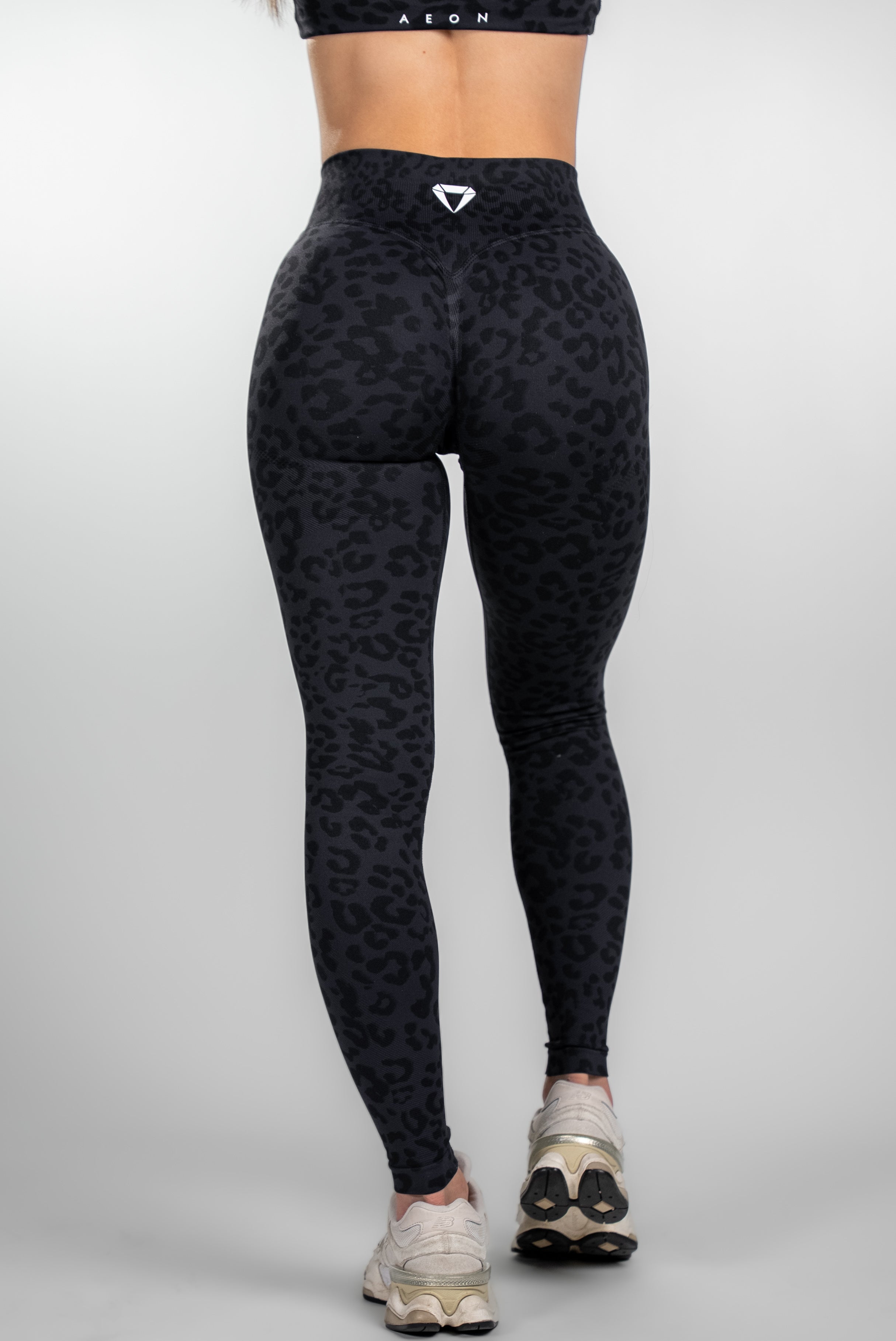 MOTION SET V2 - MIDNIGHT BLACK LEO (3-KUSY)