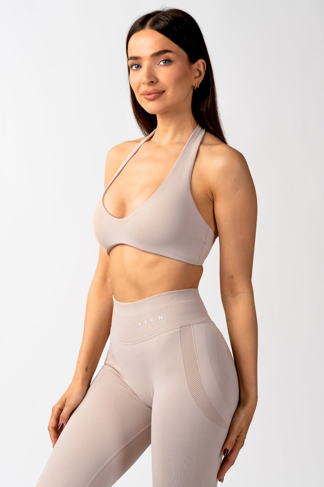 MOTION BEZŠVOVÁ HALTER NECK PODPRSENKA V2