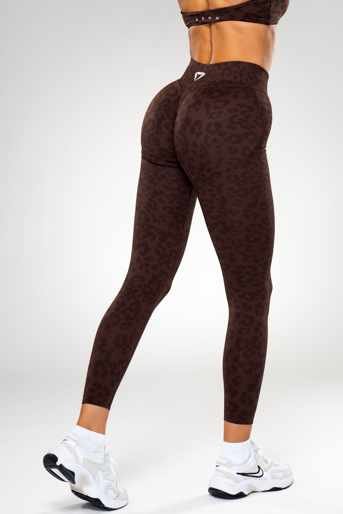 MOTION LEO MID WAIST SCRUNCH LEGÍNY V2