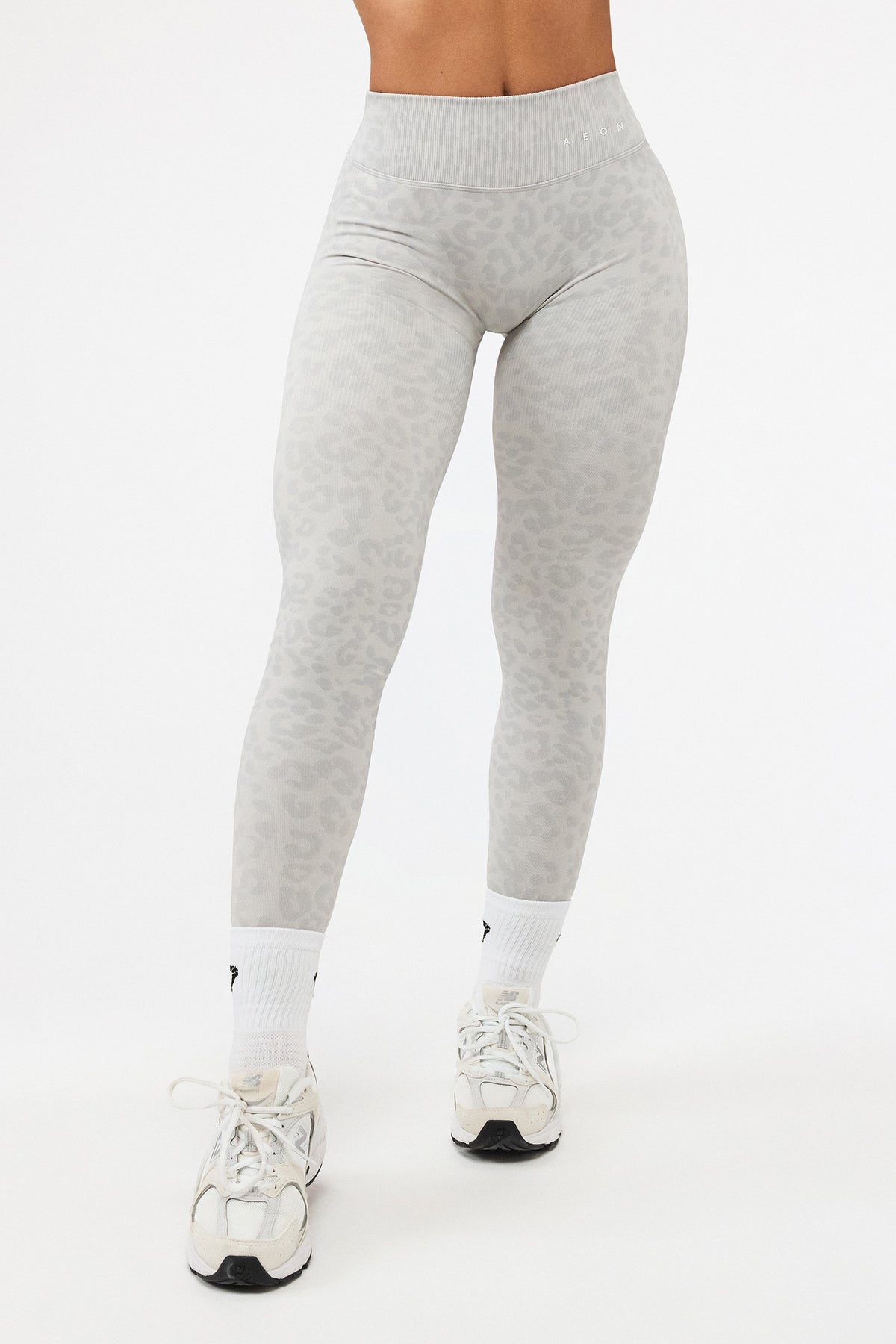 DEFINE LEO V-BACK SCRUNCH LEGÍNY