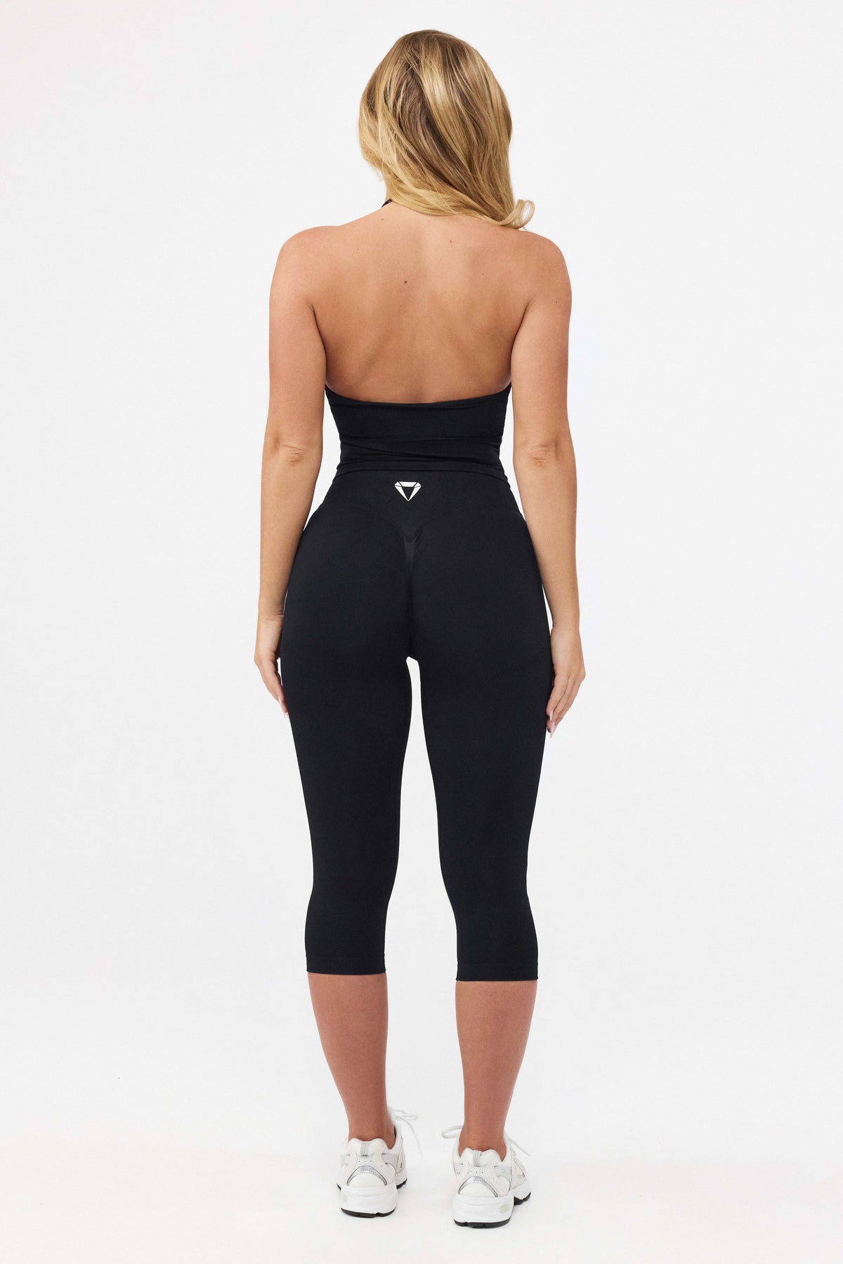 MOTION MID WAIST SCRUNCH CAPRI LEGÍNY V2