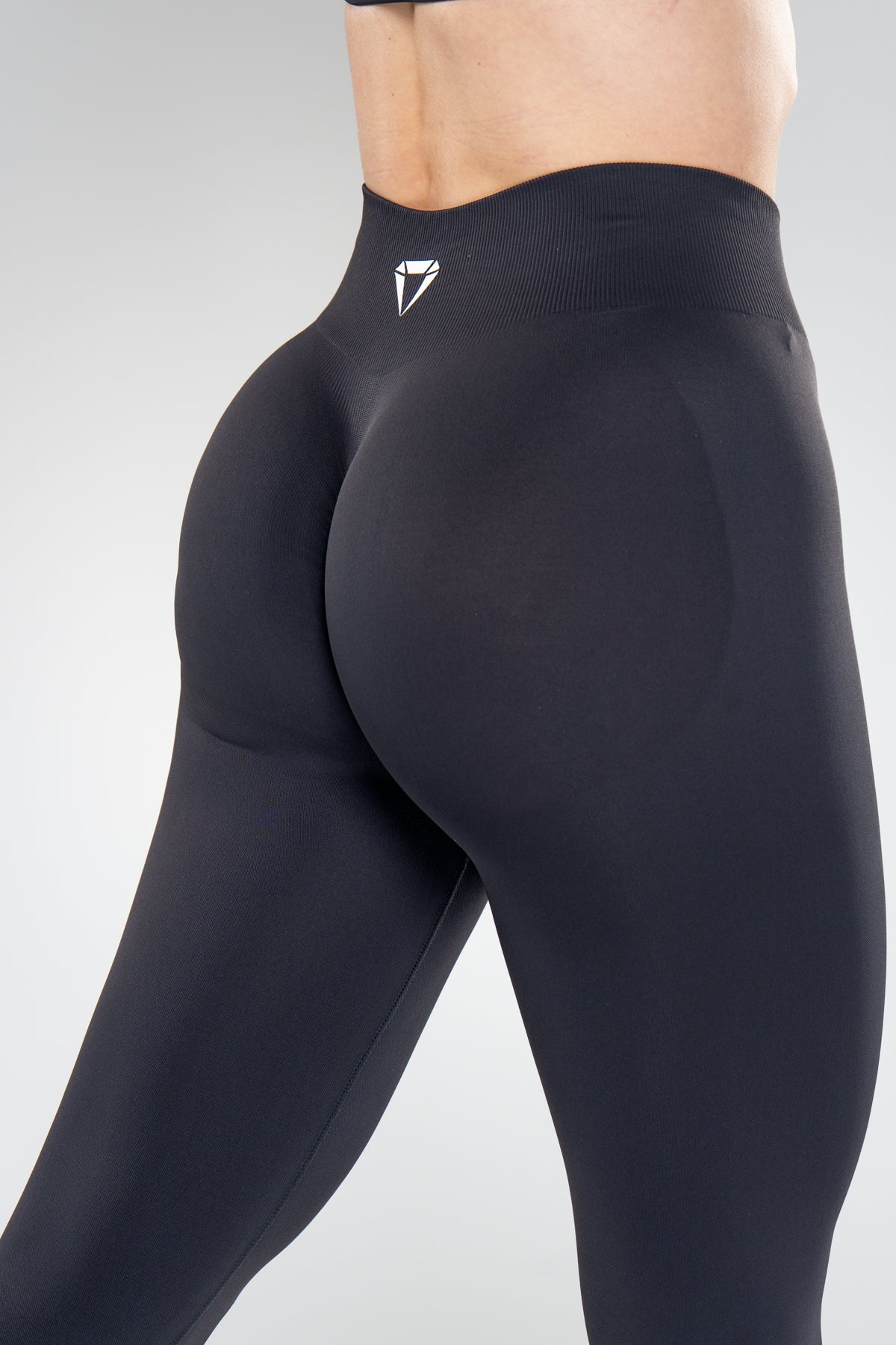 MOTION BASE HIGH WAIST SCRUNCH LEGÍNY