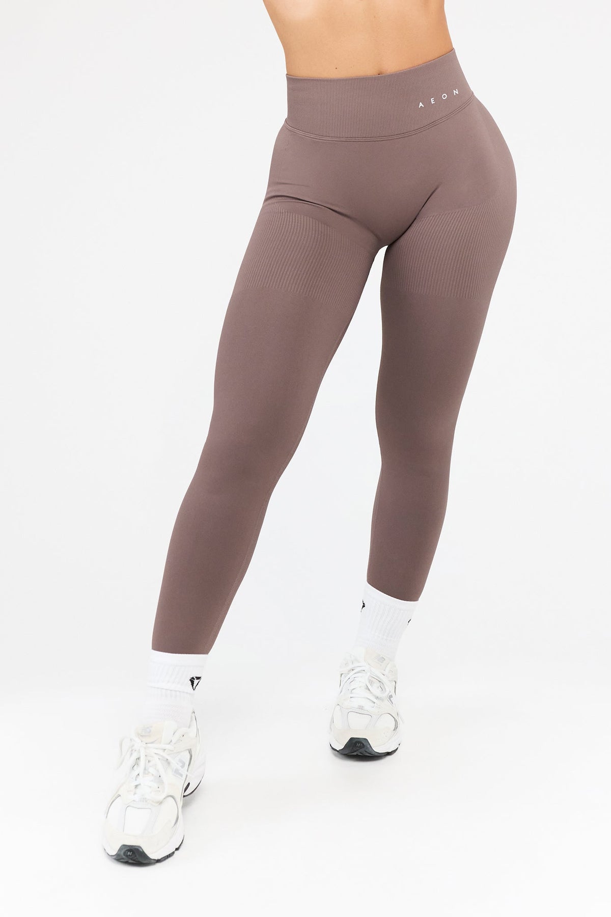 DEFINE SCRUNCH LEGGINGS - Aeon Athletics