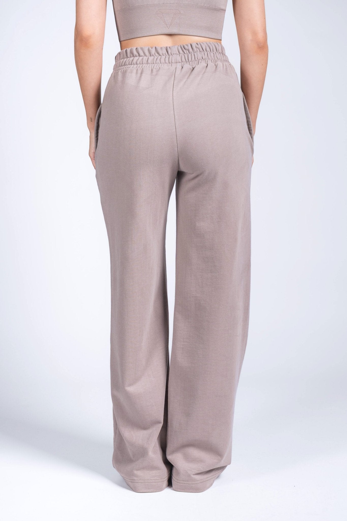 ELEVATE WIDE LEG JOGGERS - Aeon Athletics