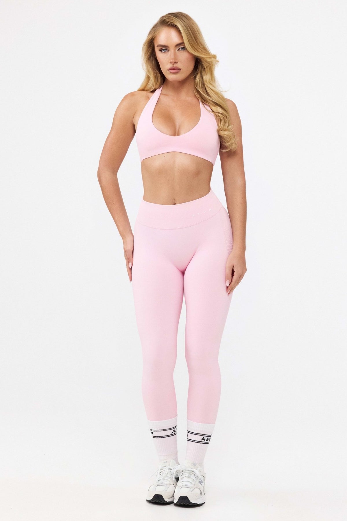 MOTION HALTER NECK BRA V2 - Aeon Athletics