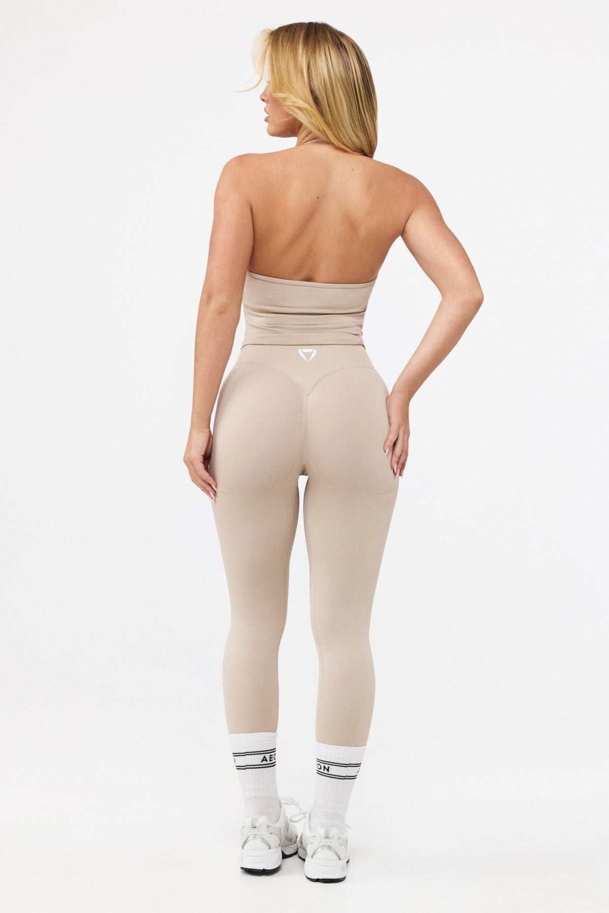 MOTION HALTER NECK TOP V2 - Aeon Athletics