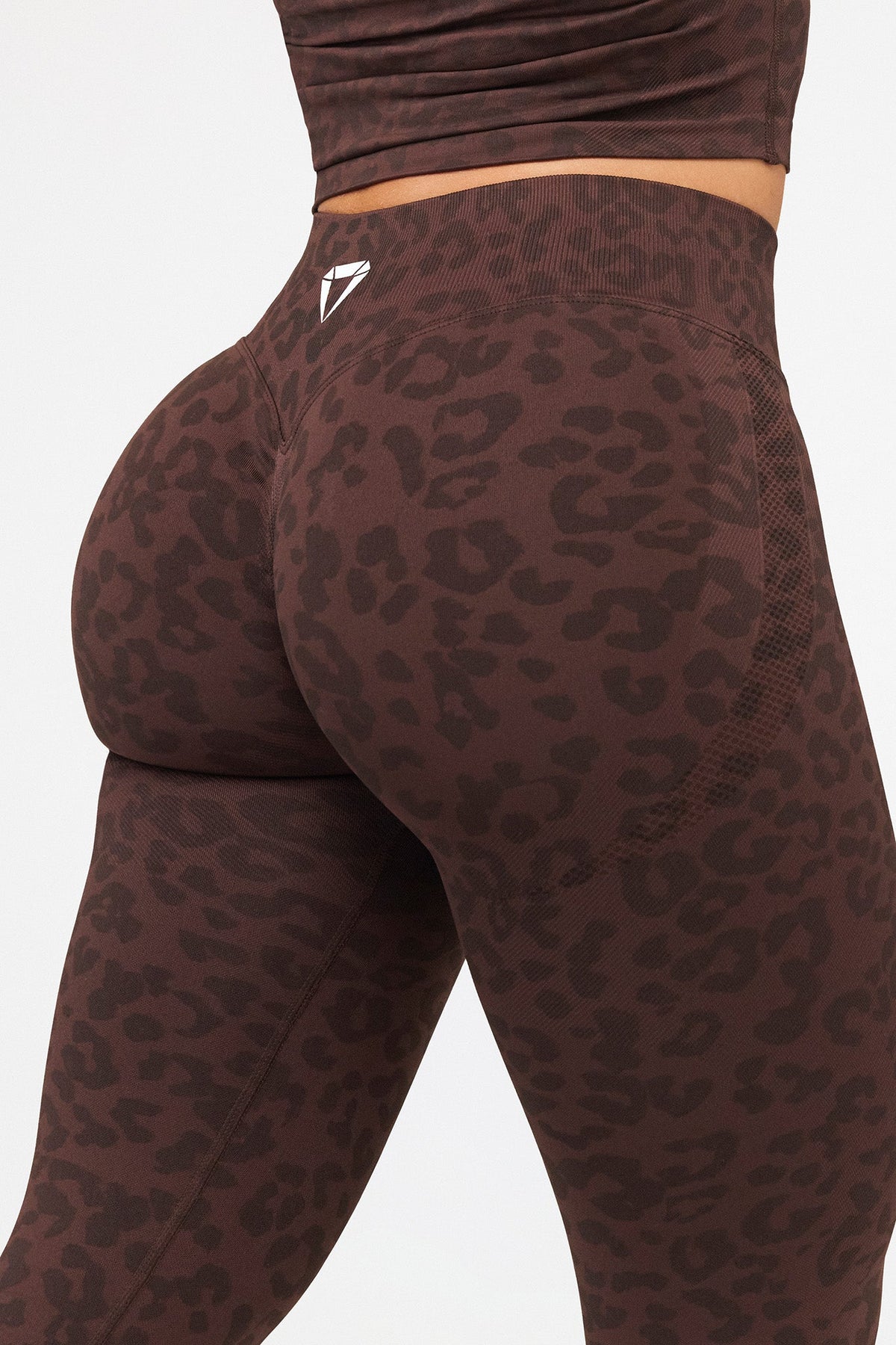 MOTION LEO MID WAIST SCRUNCH LEGGINGS V2 - Aeon Athletics