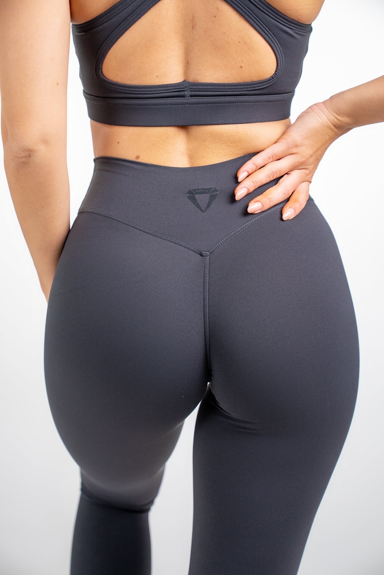 SECOND SKIN SCRUNCH LEGGINGS - Aeon Athletics