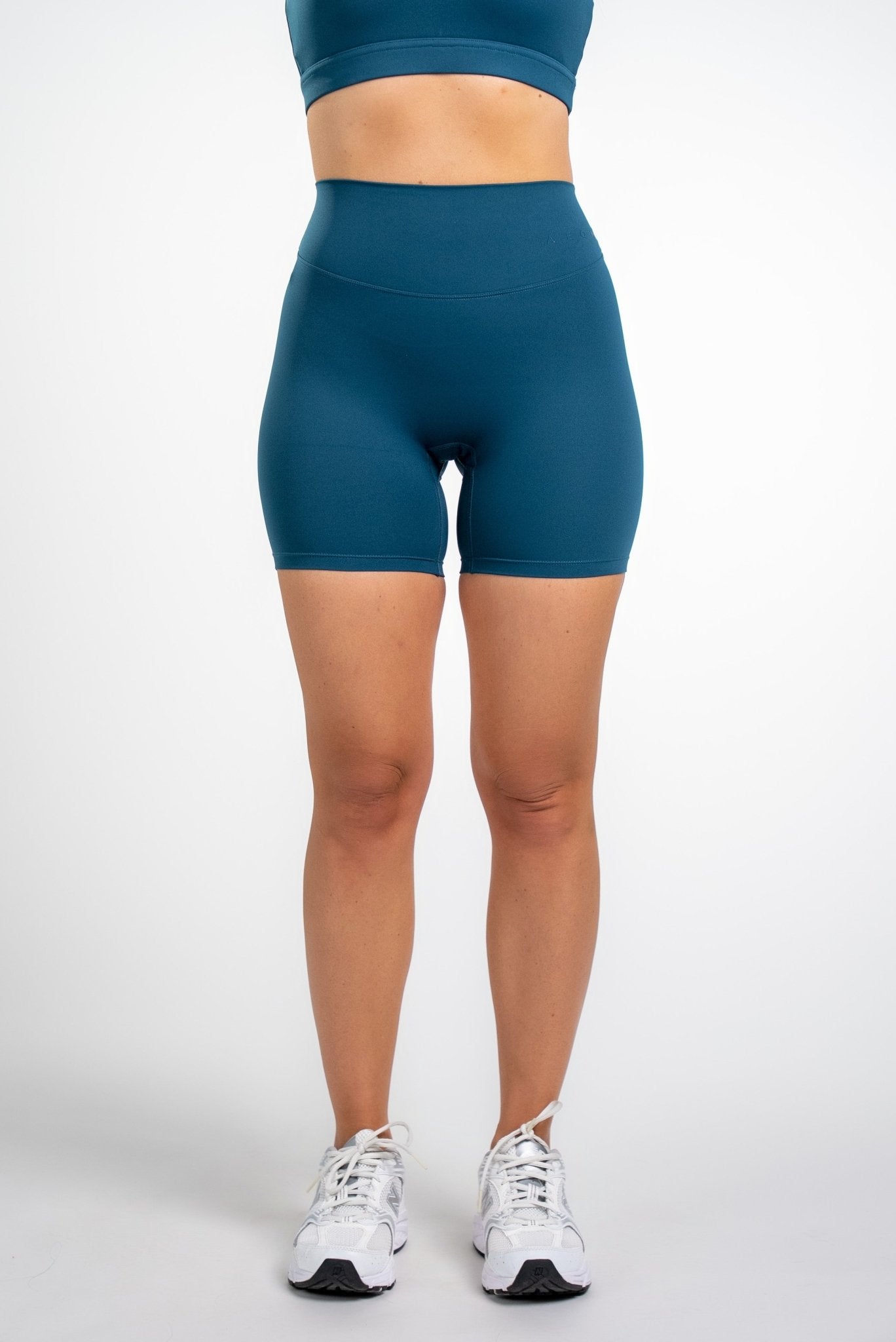 SECOND SKIN SCRUNCH SHORTS - Aeon Athletics