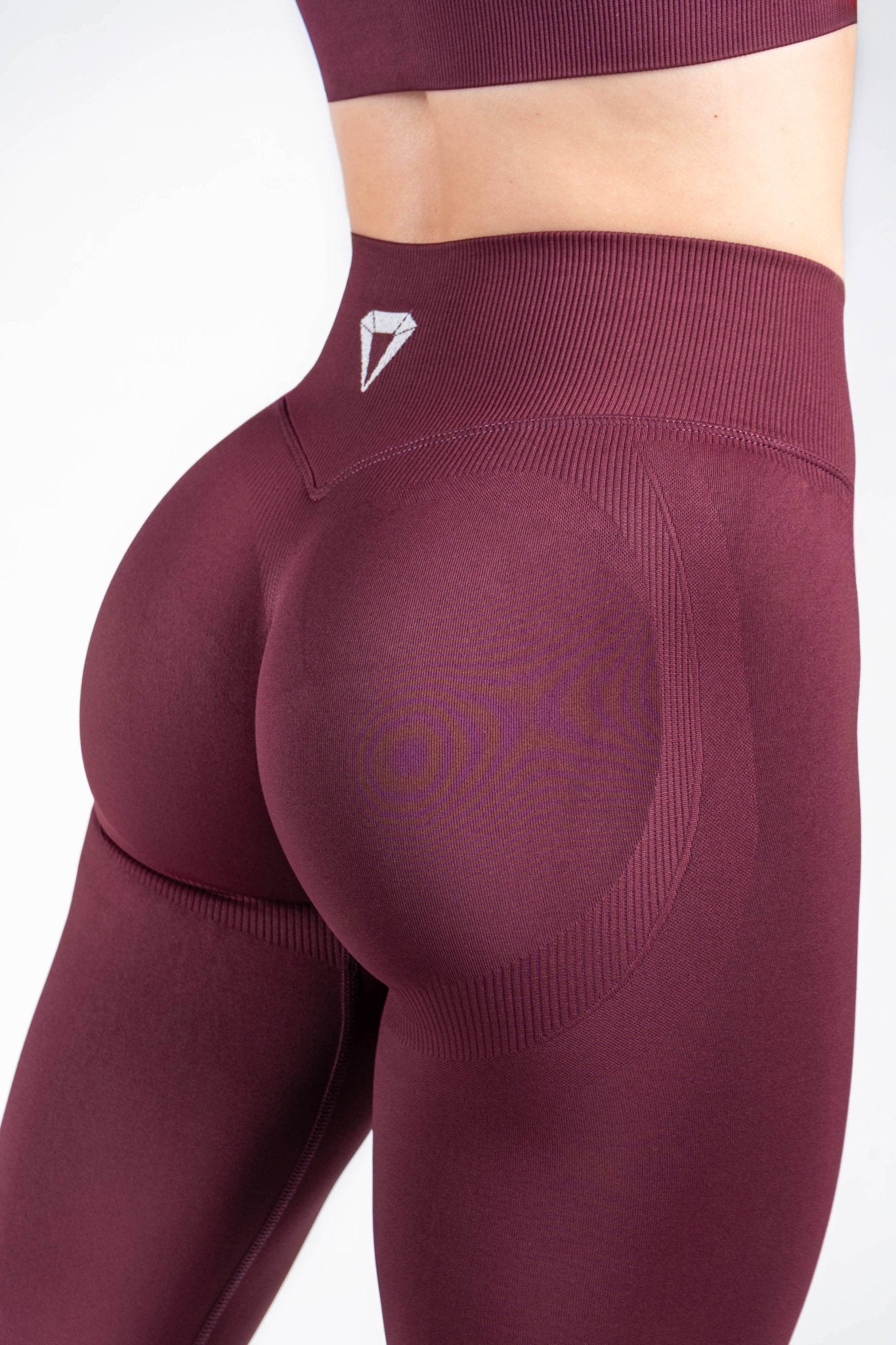 SIGNATURE SEAMLESS LEGGINGS BUNDLE - GRAPHITE & BURGUNDY & SAND (3 - PIECES) - Aeon Athletics