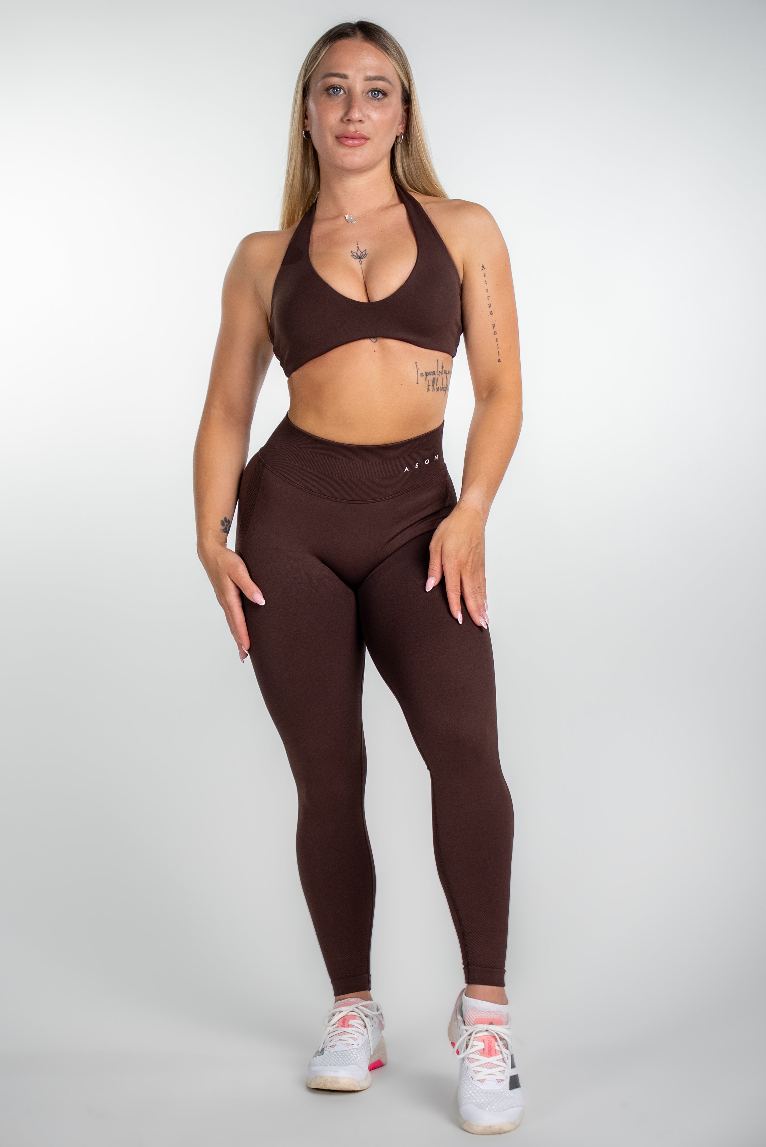 MOTION BEZŠVOVÁ HALTER NECK PODPRSENKA V2