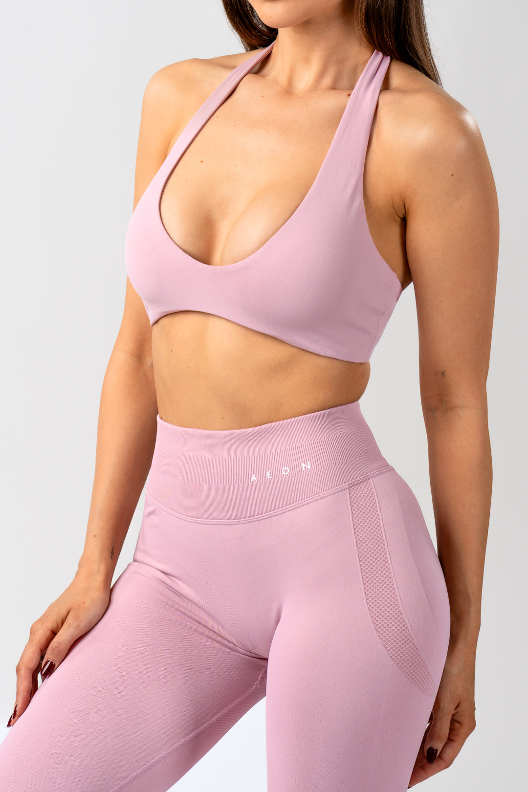MOTION BEZŠVOVÁ HALTER NECK PODPRSENKA V2