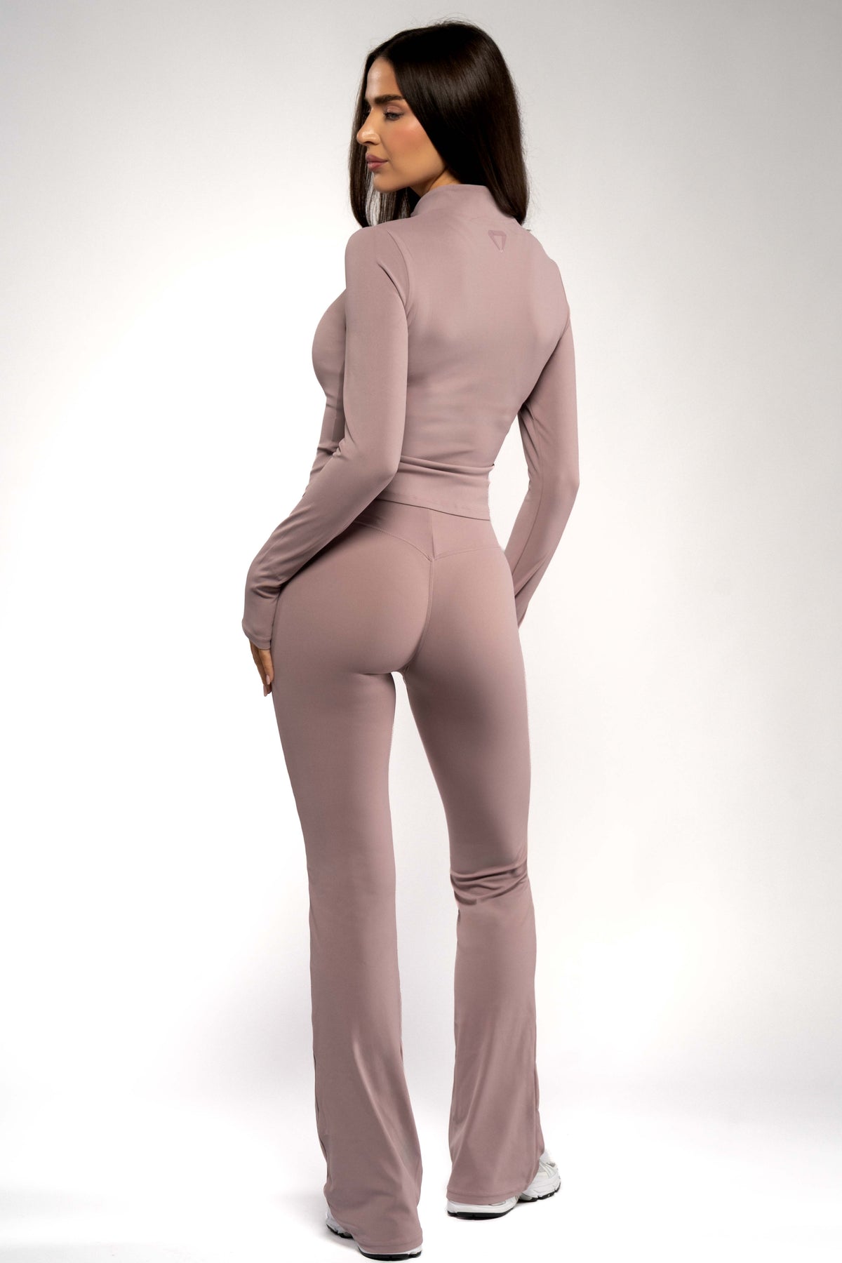 SECOND SKIN SCULPT MIKINA NA ZIPS