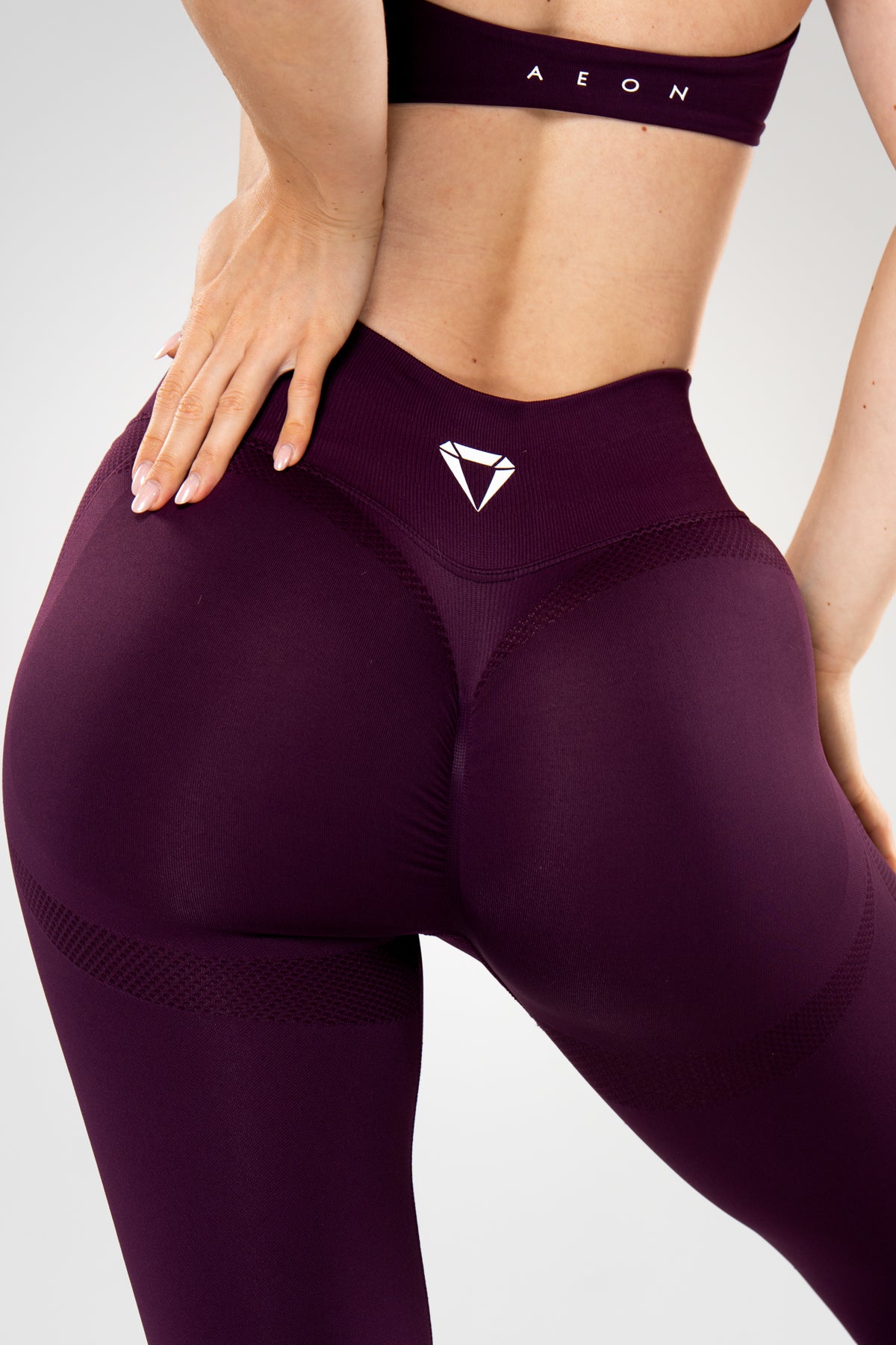 MOTION HIGH WAIST SCRUNCH LEGÍNY