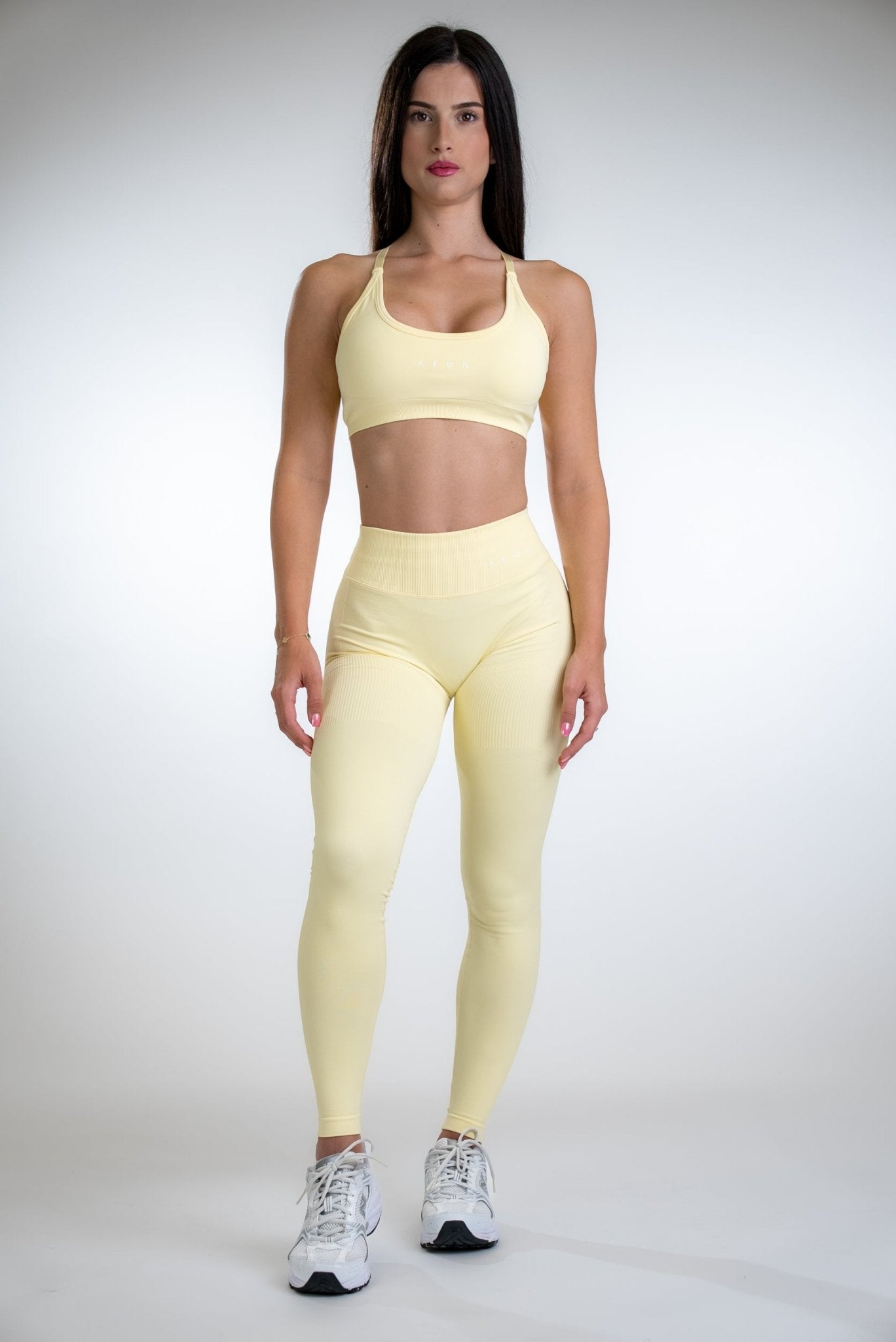 DEFINE V-BACK SCRUNCH LEGGINGS - Aeon Athletics