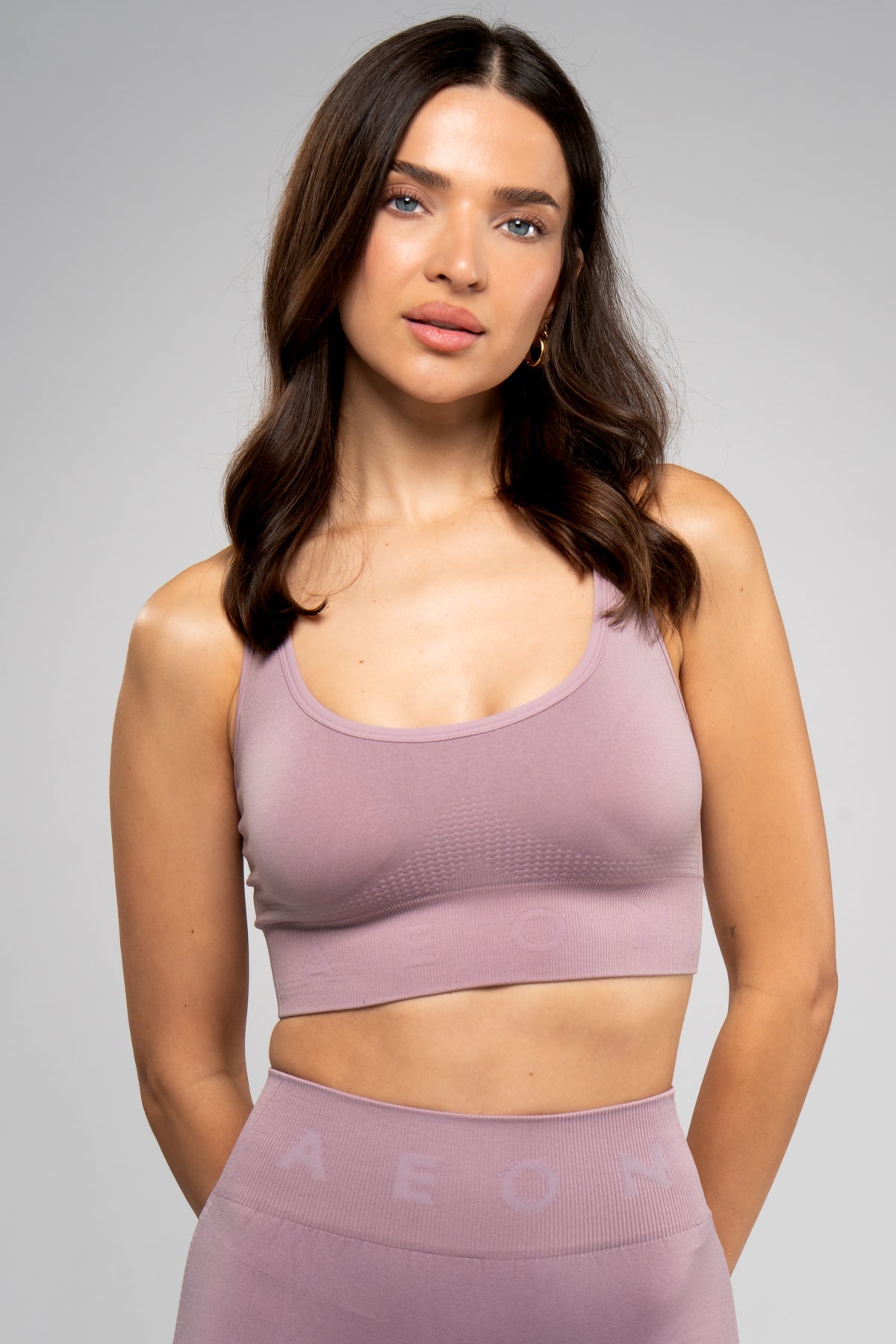 ELEVATE SEAMLESS BRA - Aeon Athletics