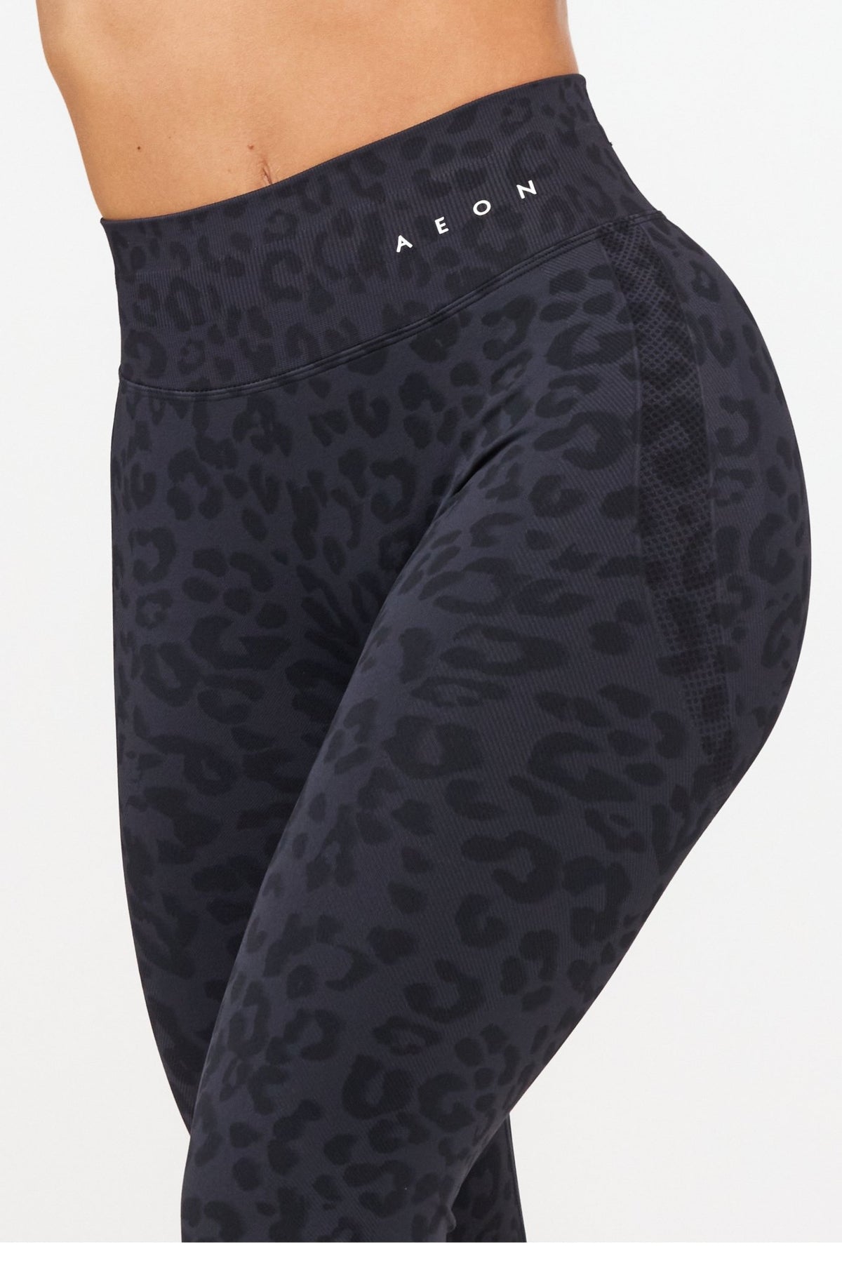 MOTION LEO MID WAIST SCRUNCH FLARED LEGÍNY V2