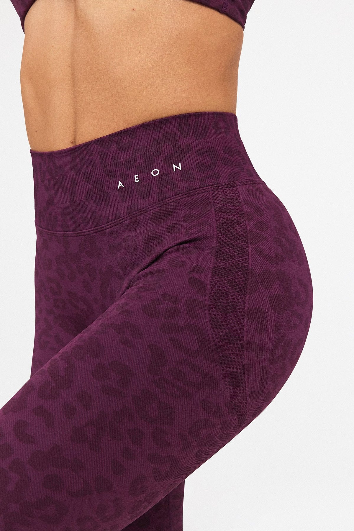 MOTION LEO MID WAIST SCRUNCH FLARED LEGGINGS V2 - Aeon Athletics