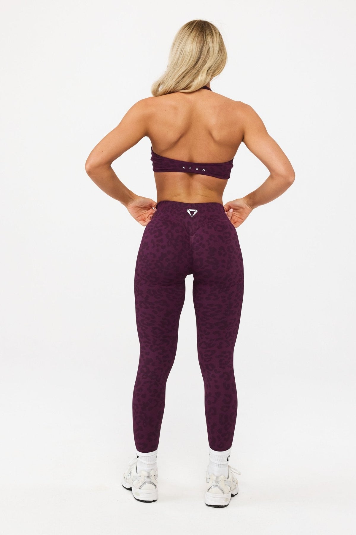 MOTION LEO MID WAIST SCRUNCH LEGGINGS V2 - Aeon Athletics