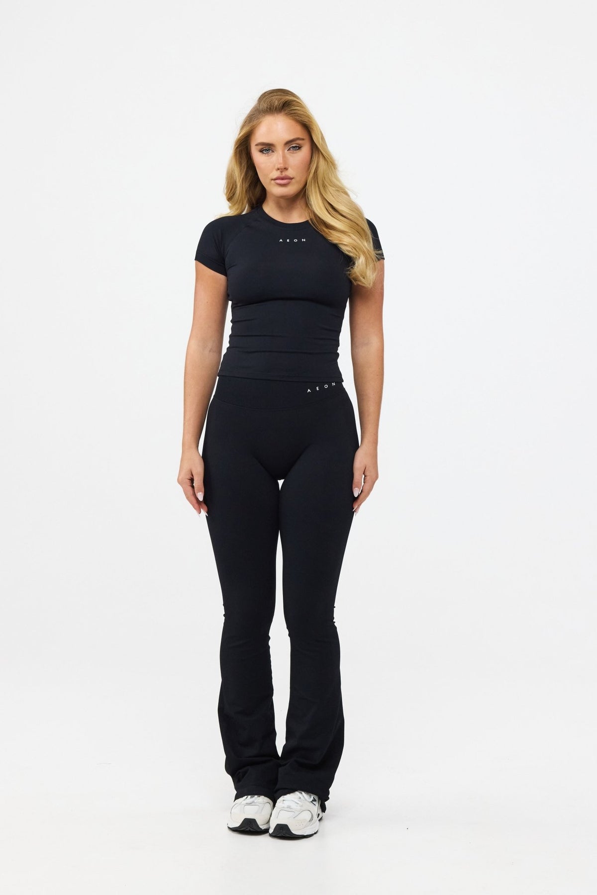 MOTION MID WAIST SCRUNCH FLARED LEGGINGS V2 - Aeon Athletics