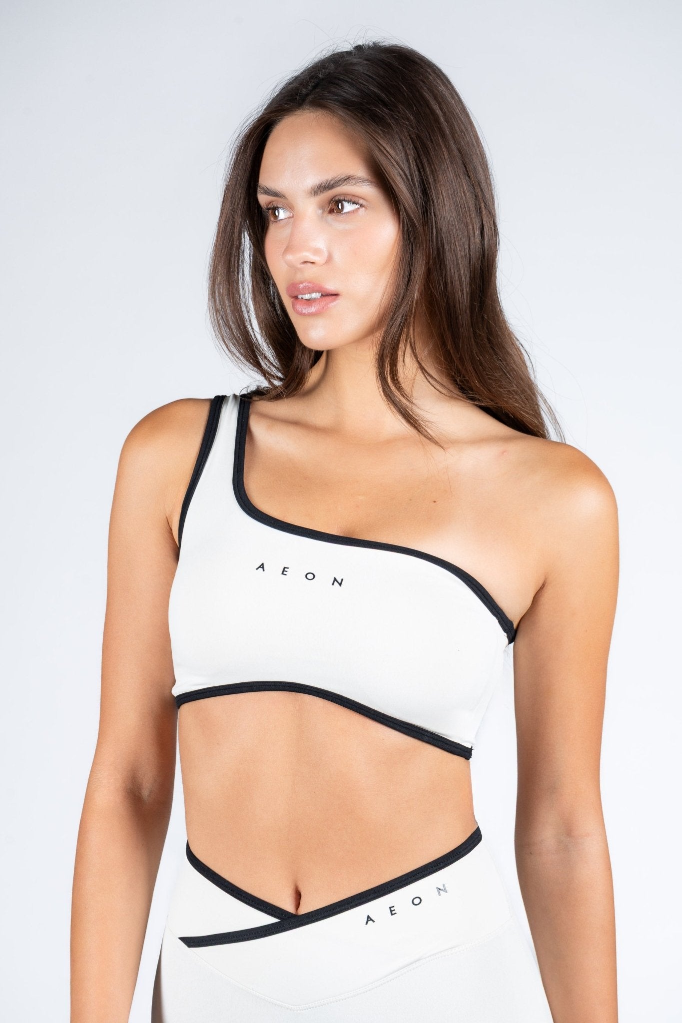SECOND SKIN CONTRAST ONE SHOULDER BRA - Aeon Athletics