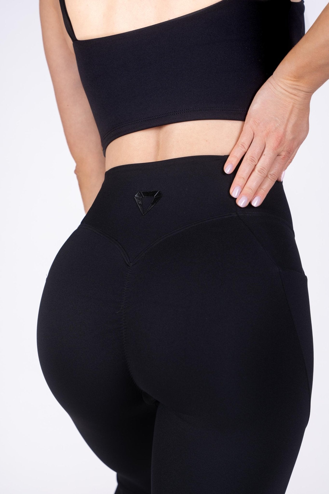 SECOND SKIN POCKET LEGGINGS - Aeon Athletics