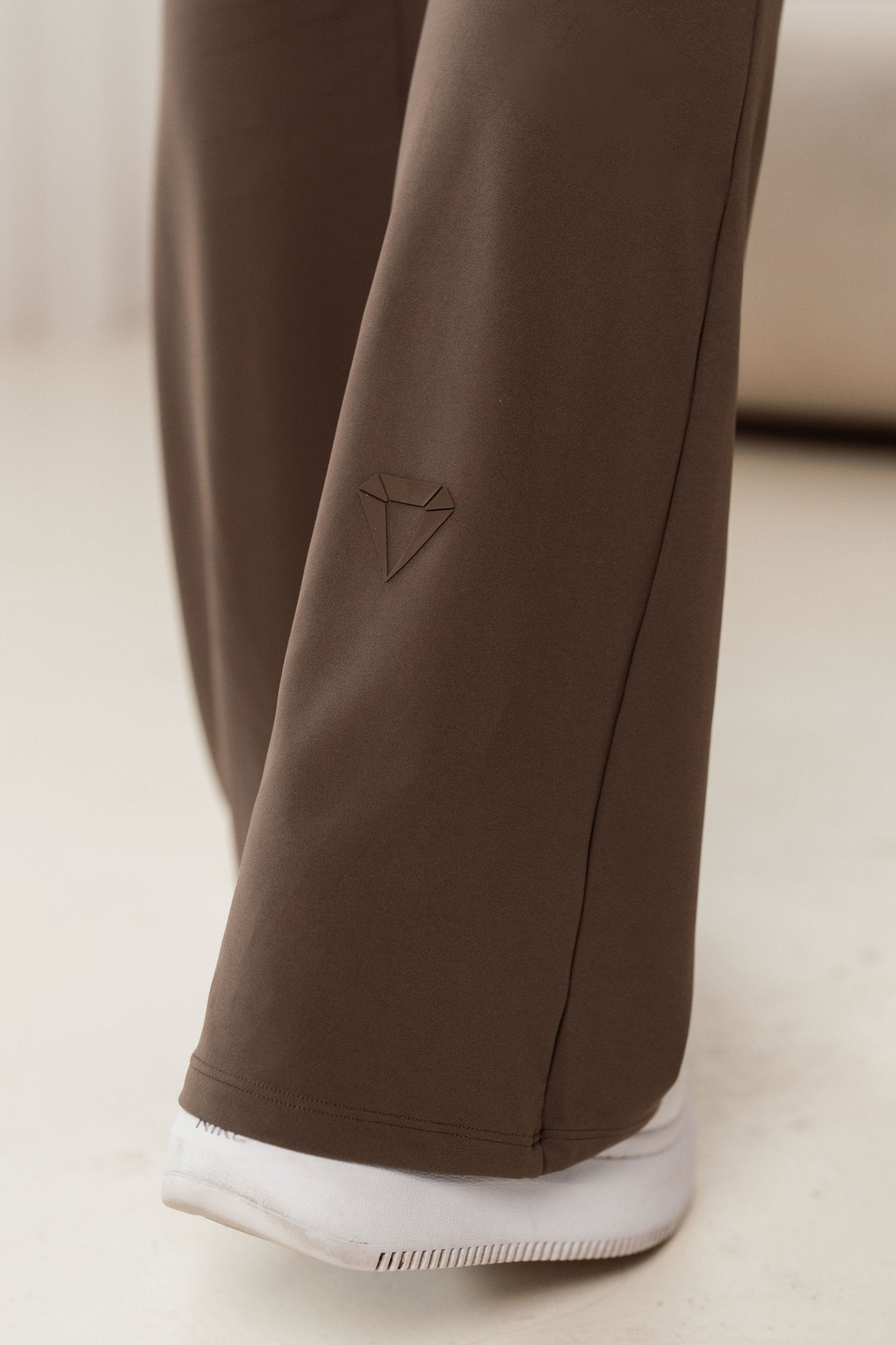 SECOND SKIN SCULPT FLARED LEGGINGS - Aeon Athletics