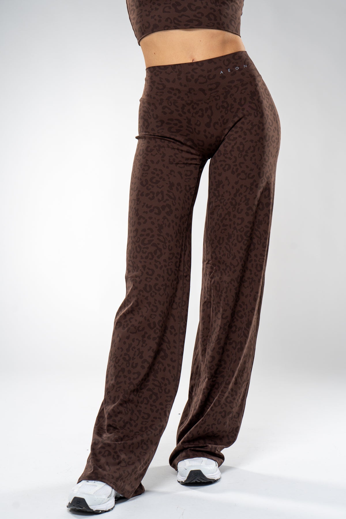 SECOND SKIN WIDE LEG LEO LEGGINGS - Aeon Athletics