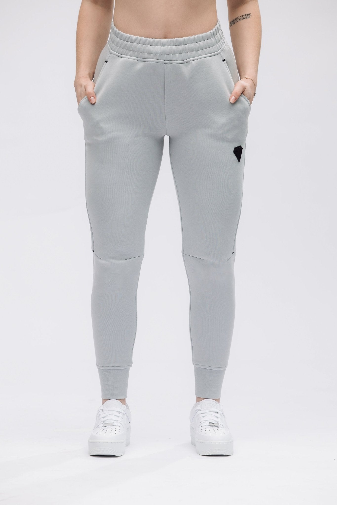TECHPRO WOMENS TRACKSUIT BUNDLE - WOLF GREY (2 - PIECE) - Aeon Athletics